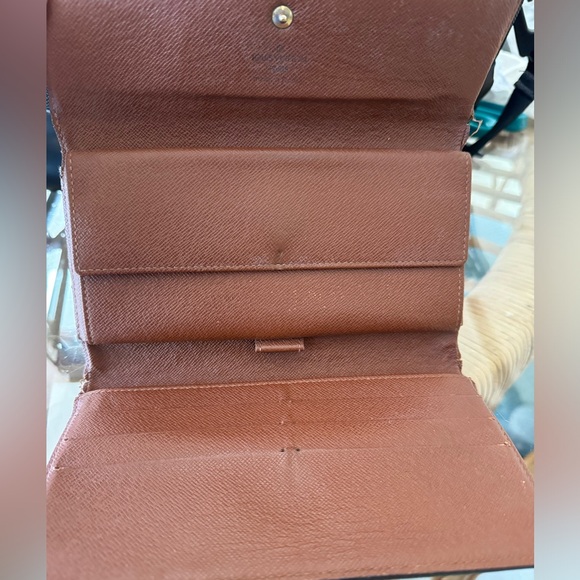 Louis Vuitton Monogram Porte Tresor International Trifold Long Wallet - Picture 13 of 15